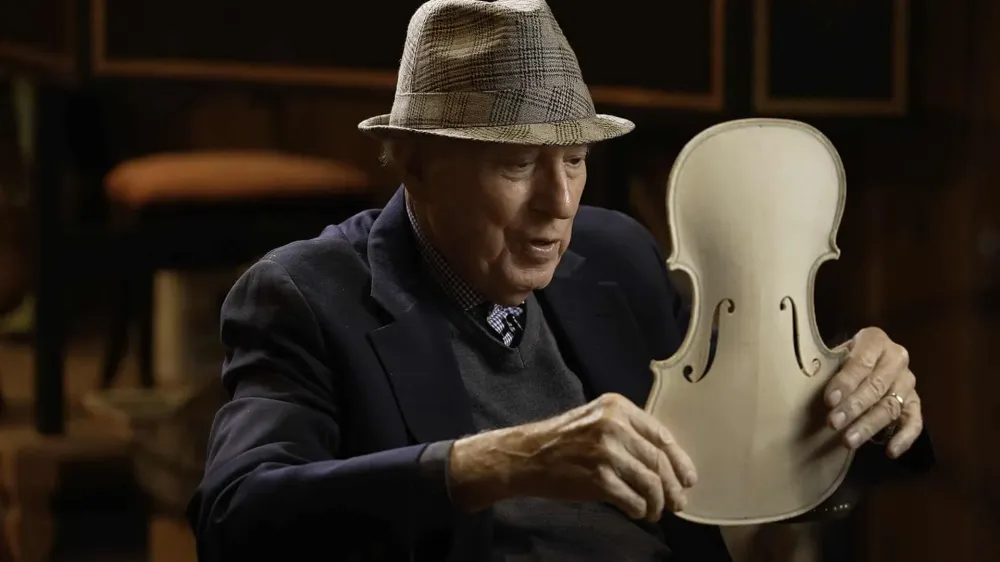 Уролог, создававший скрипки: история доктора Слоан...