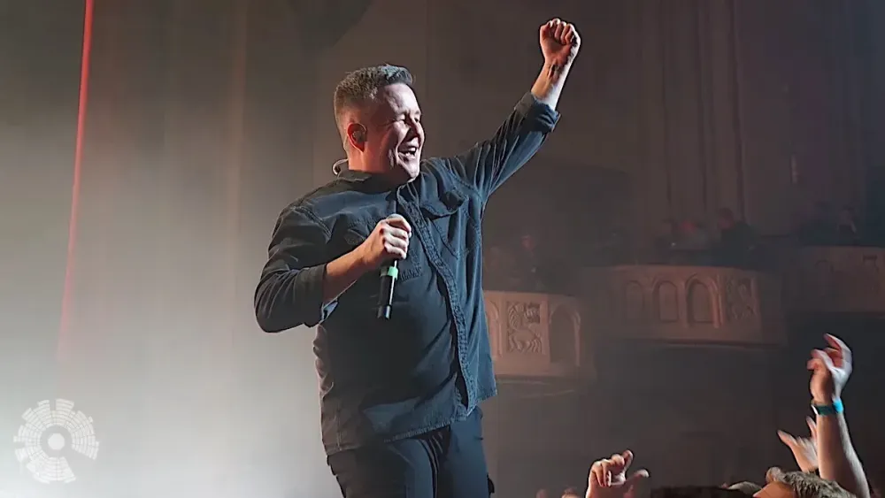 Кен Кейси из Dropkick Murphys осудил Эда Ширана за увольнение Macklemore