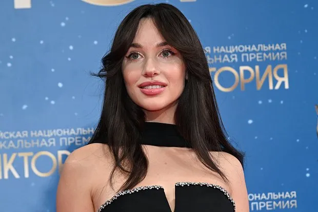Mia Boyka изменила язык россиян
