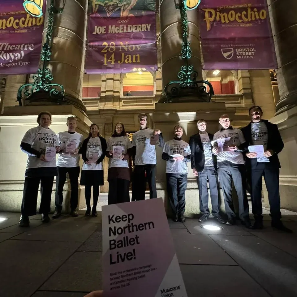 Northern Ballet: найм музыкантов BBC для записи "Щ...