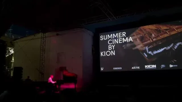 Летний кинотеатр Summer Cinema by Kion открылся в Москве
