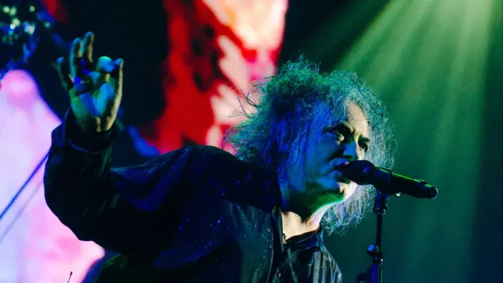 The Cure: Новый концертный фильм "The Show of a Lo...