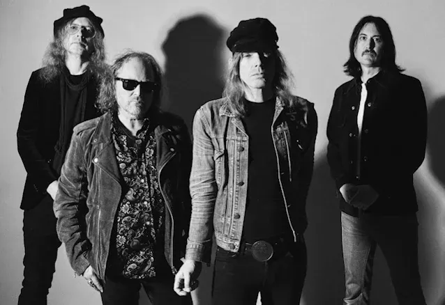 The Hellacopters объявили об уходе гитариста Dregen из-за травмы