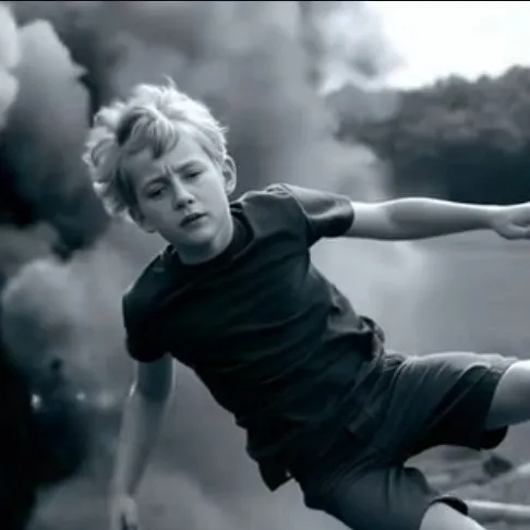 Александр Иванов представил клип «Стрекоза» на муз...