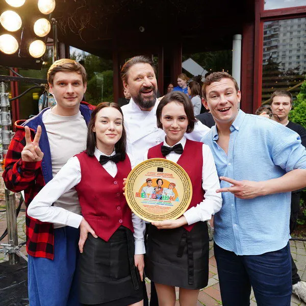 Комедийный фильм «Петрушка»: ожившая кукла и кулинарные приключения