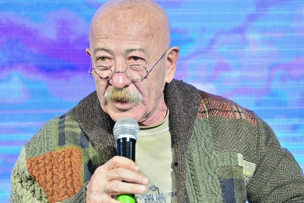 Розенбаум зарегистрировал бренд для продажи табака...