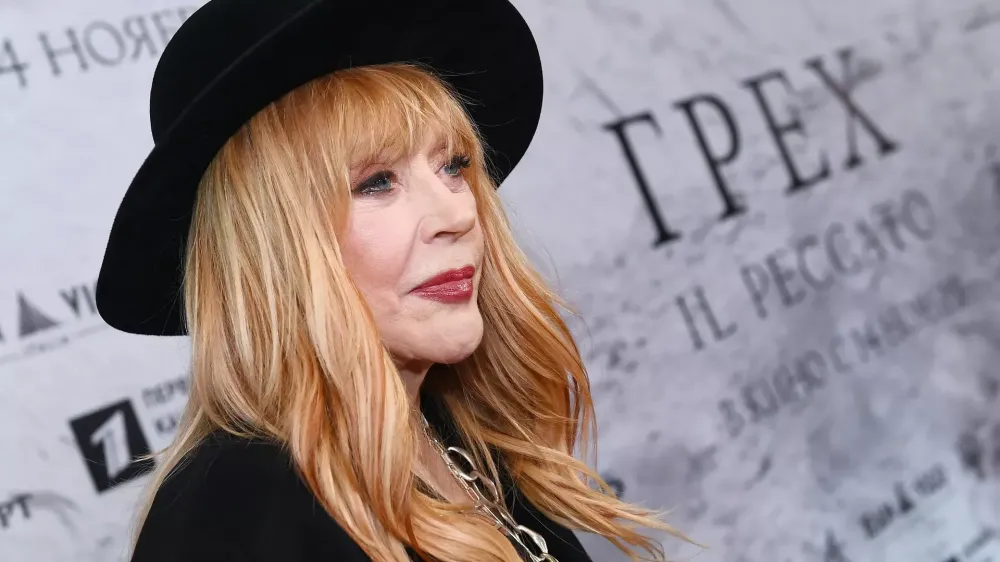 Пугачеву не лишат пенсии: юрист о возможности