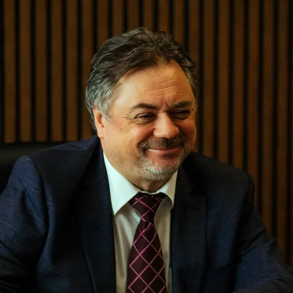 Андрей Леонов сыграл небольшую роль в «Папины дочки. В кино»