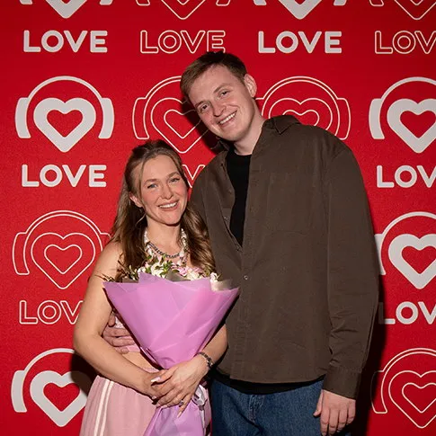 Анна Немченко в шоу Love Radio: новый трек, тур и планы на кино