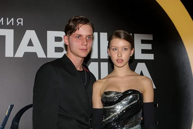 Анна Пересильд поддержала Ваню Дмитриенко на конце...