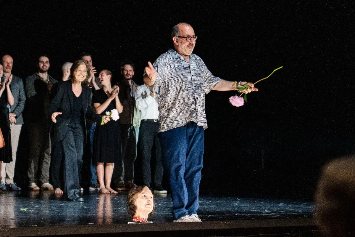 Барри Коски о сатире на ЕС в опере Россини в Зальц...