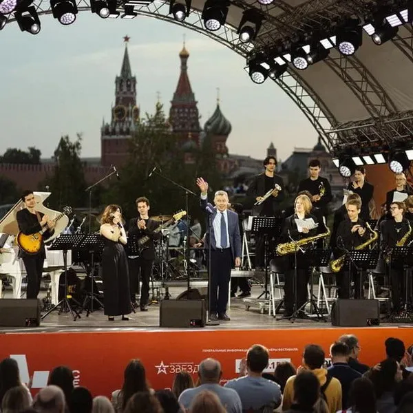 «Бессмертный джаз-оркестр»: Памяти героев войны