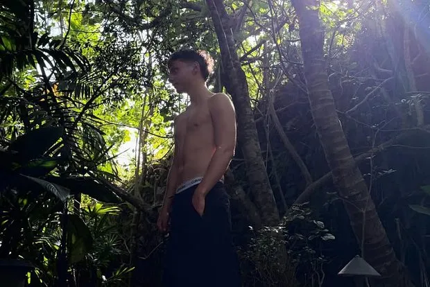 Ваня Дмитриенко и Анна Пересильд проводят отпуск н...