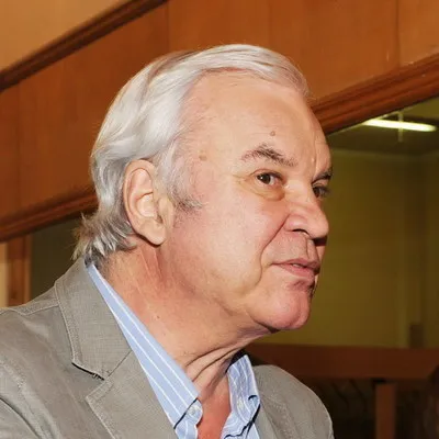 Первый канал покажет фильм памяти Владимира Молчанова 15 мая