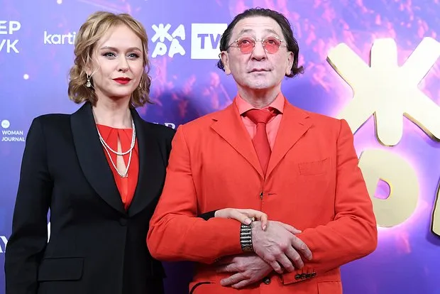 Григорий Лепс купил дом бывшей жене и пл...