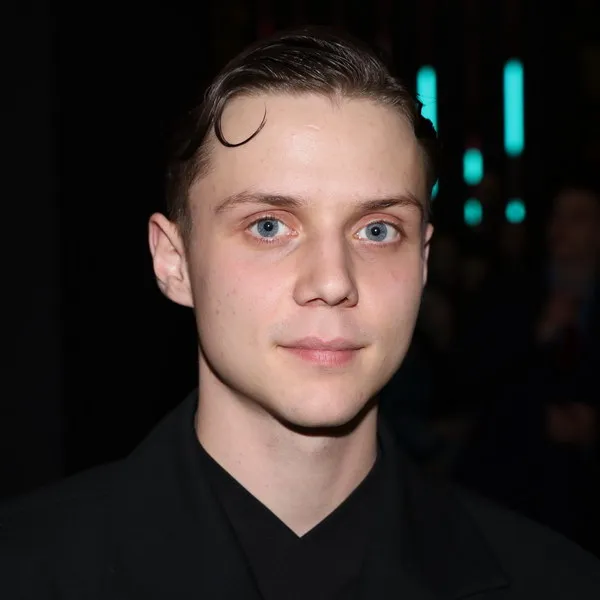 Афиша: концерты, юбилеи и премьеры 25-27 октября