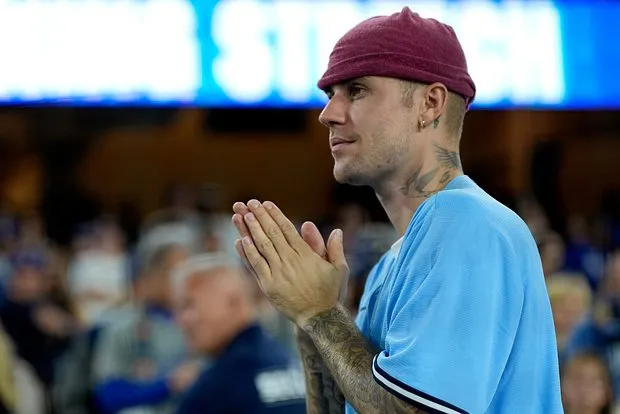 Джастин Бибер получил травму, упав с электроскейтб...