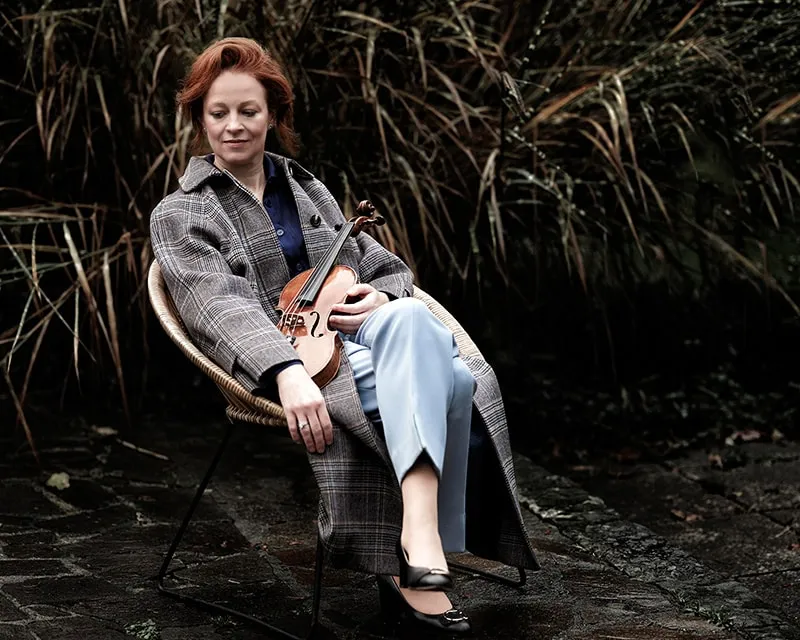 Lufthansa вынудила скрипачку лететь с об...