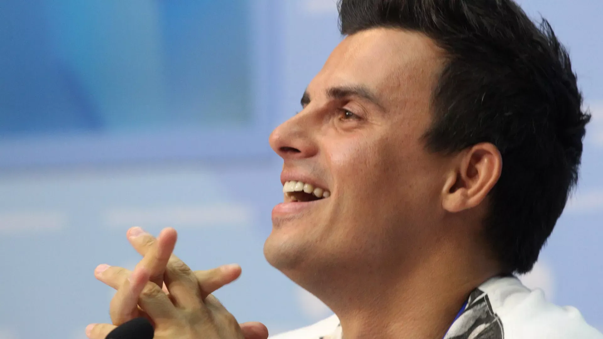 Кирилл Туриченко узнал пол ребенка на концерте "Ив...