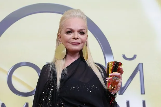 Лариса Долина впервые прокомментирует ск...