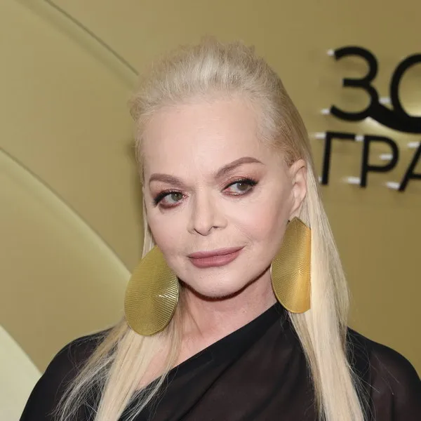 Ларису Долину убирают из новогодних эфир...