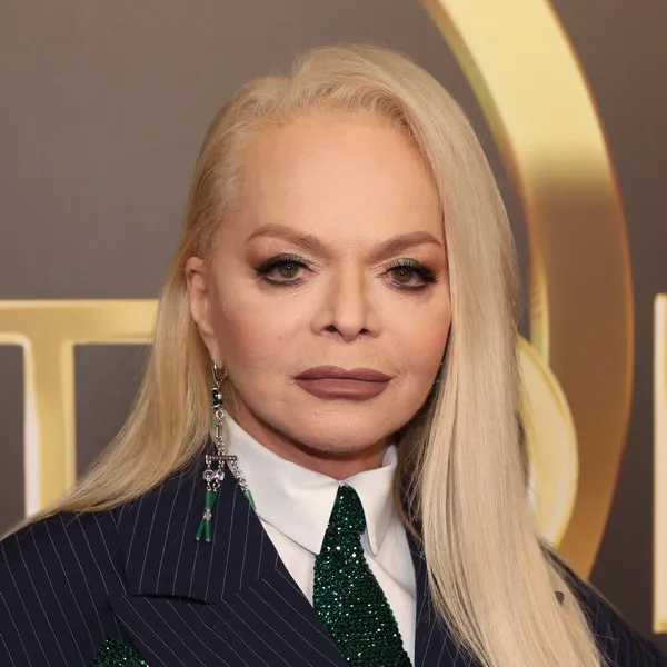 Лариса Долина: скандал с квартирой и угрозы в «Пус...