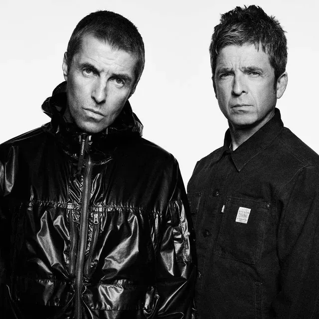 Лиам Галахер извинился за расистский пост перед туром Oasis
