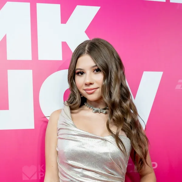 «СуперЛайкШоу»: блогеры и артисты собрались на пре...