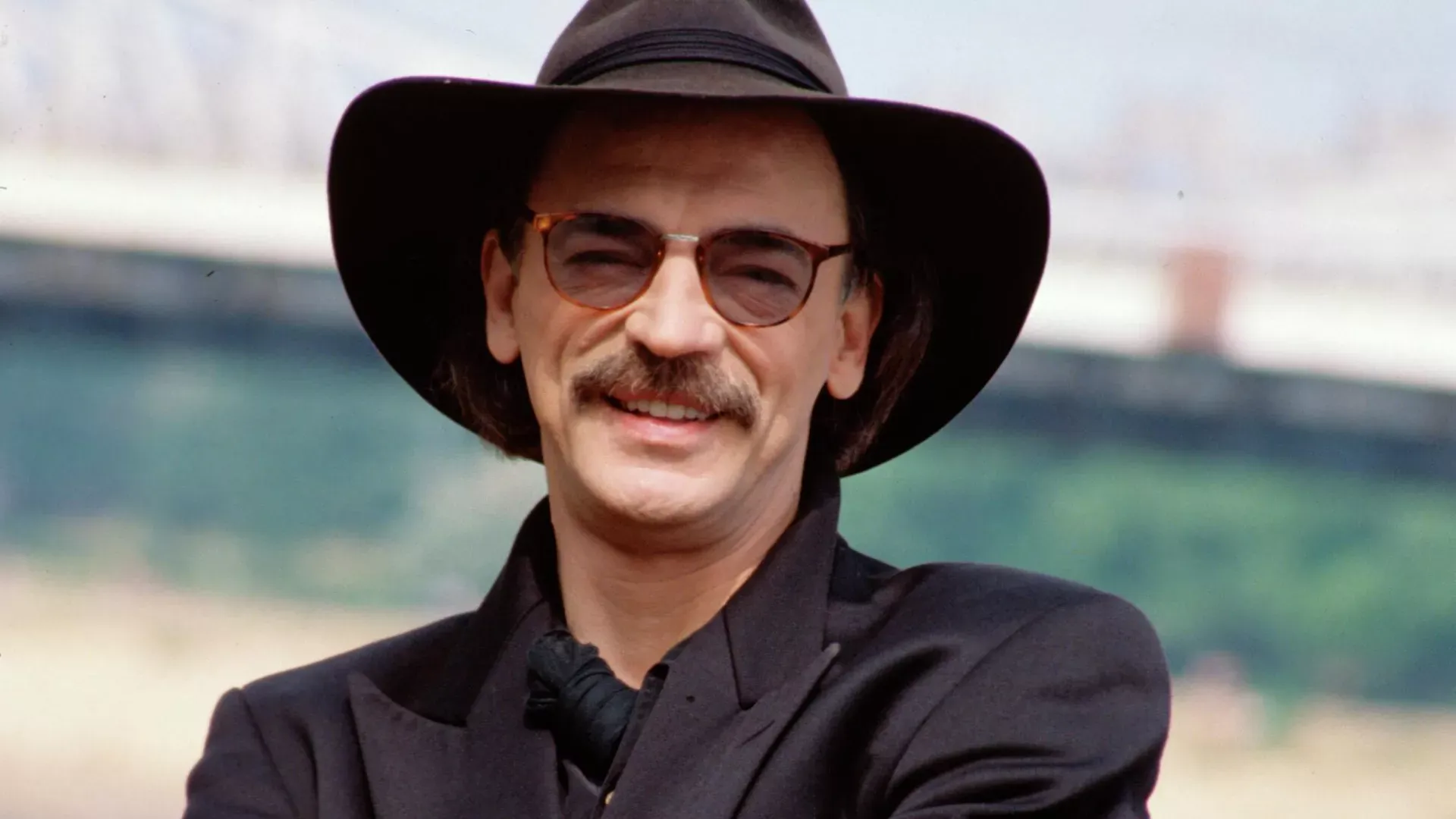 Михаил Боярский оштрафован за неуплату ш...