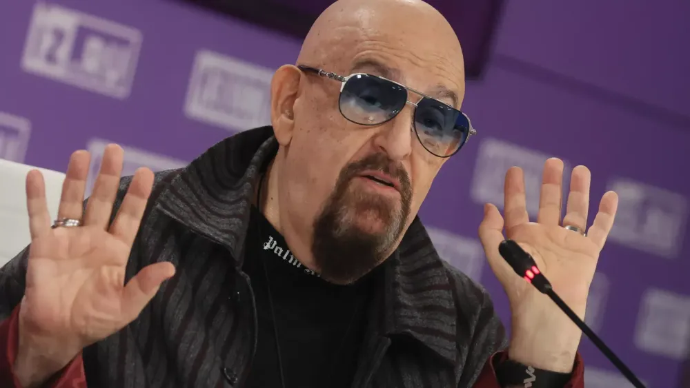 Михаил Шуфутинский дал совет молодым артистам: петь от души