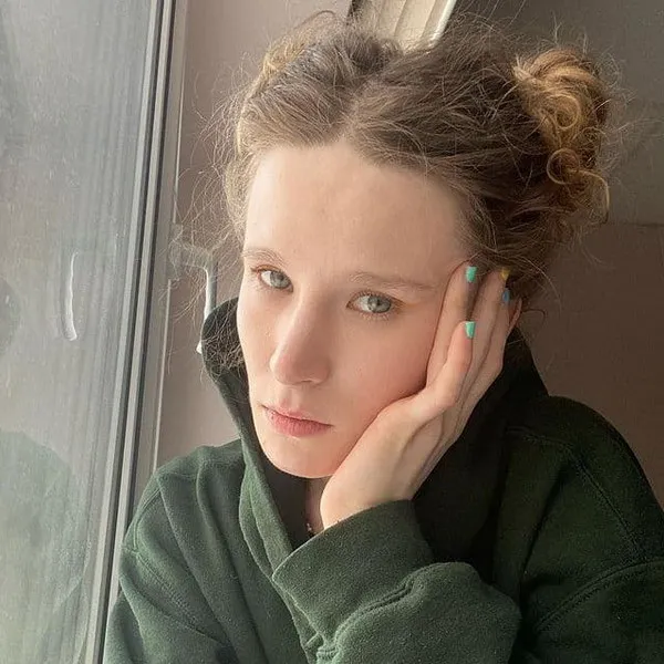 Монеточку* заключили под стражу заочно