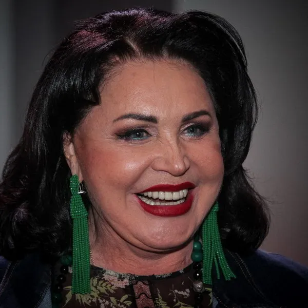 Ансамбль «Русская песня» отмечает 50-летие