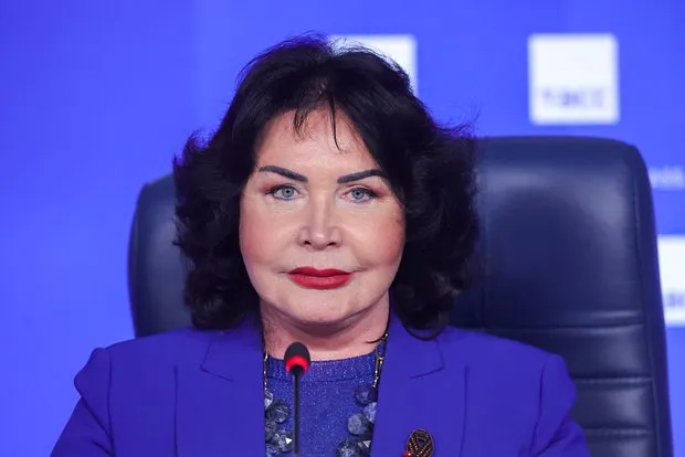 Надежда Бабкина раскритиковала молодежь за накачанные губы