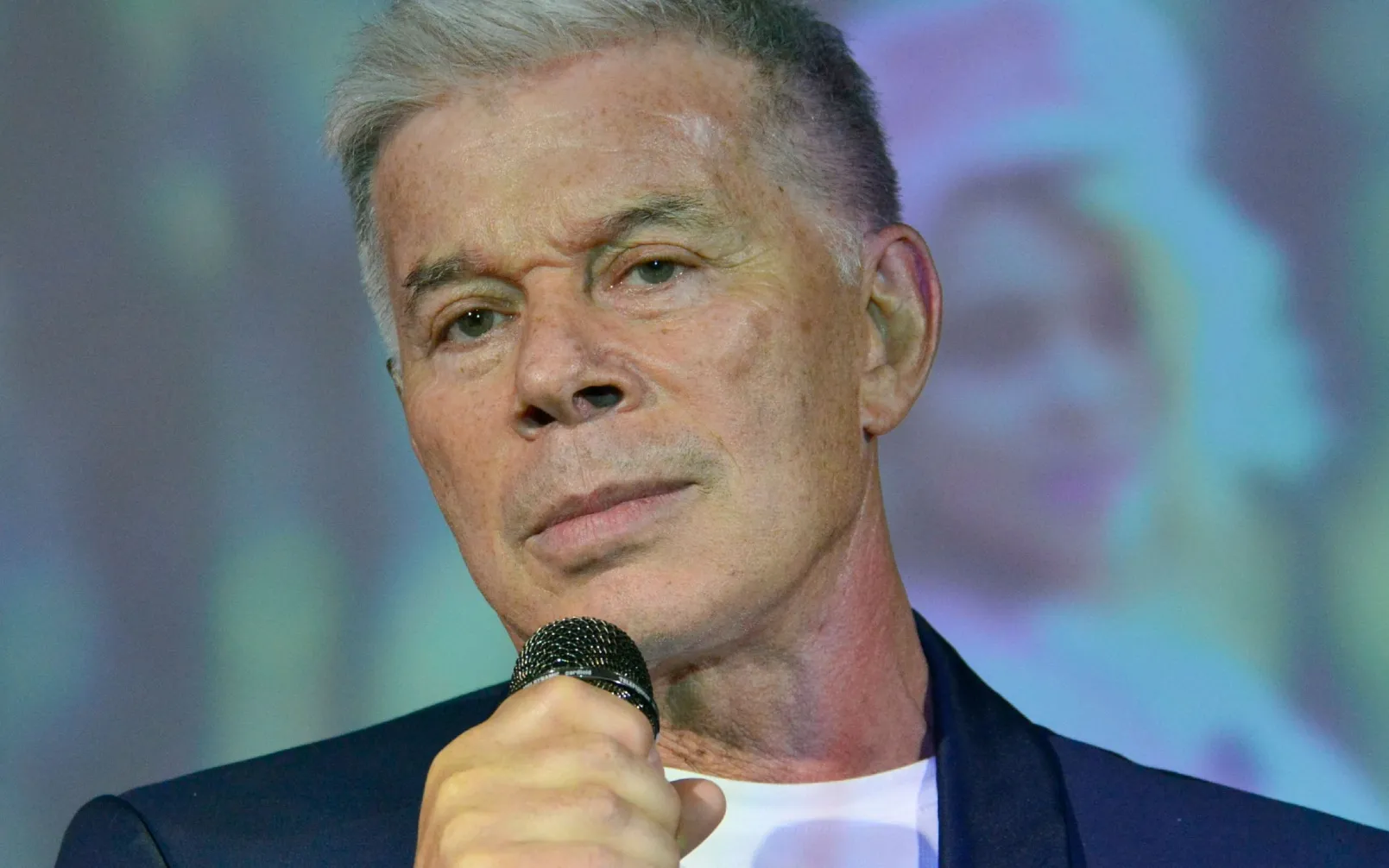 Олег Газманов представит песню о любви на «Новой волне»