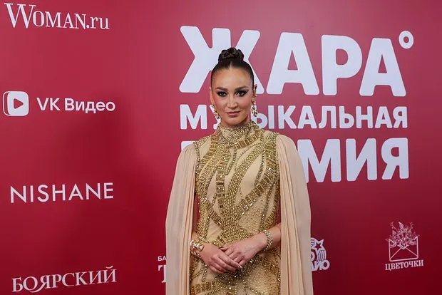 Бузова высмеяла вирусный трек Стаса Ярушина