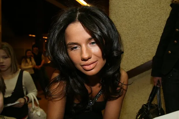 Певица Алекса задолжала миллион рублей по кредиту