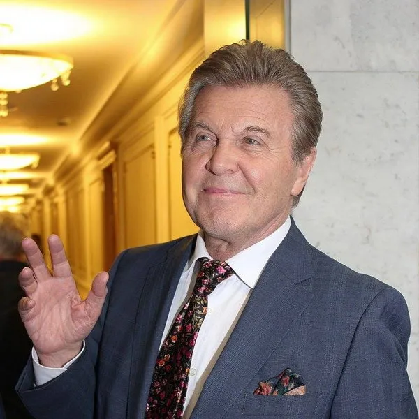 Концерт Роберта Рождественского на Первом канале 4...