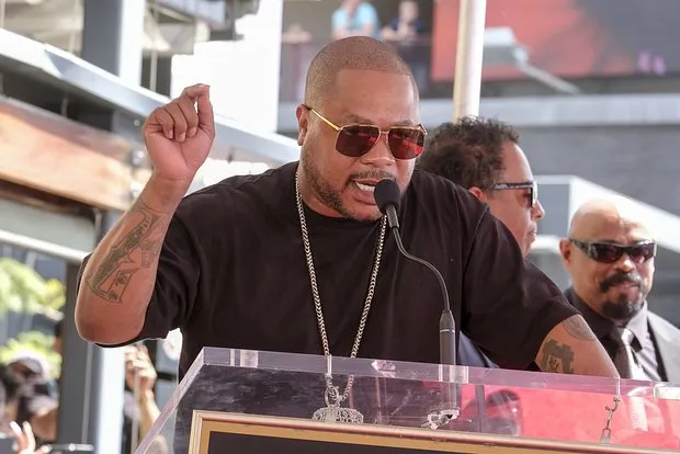 В Латвии отменили концерт рэпера Xzibit из за гастролей в России