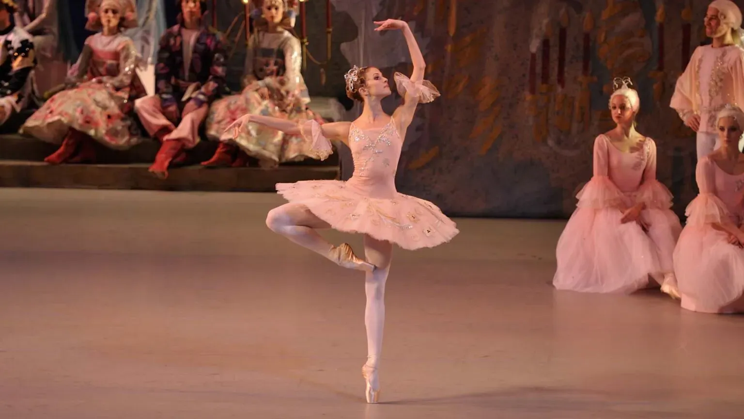 Топ стриминга недели: "Щелкунчик" снова в лидерах