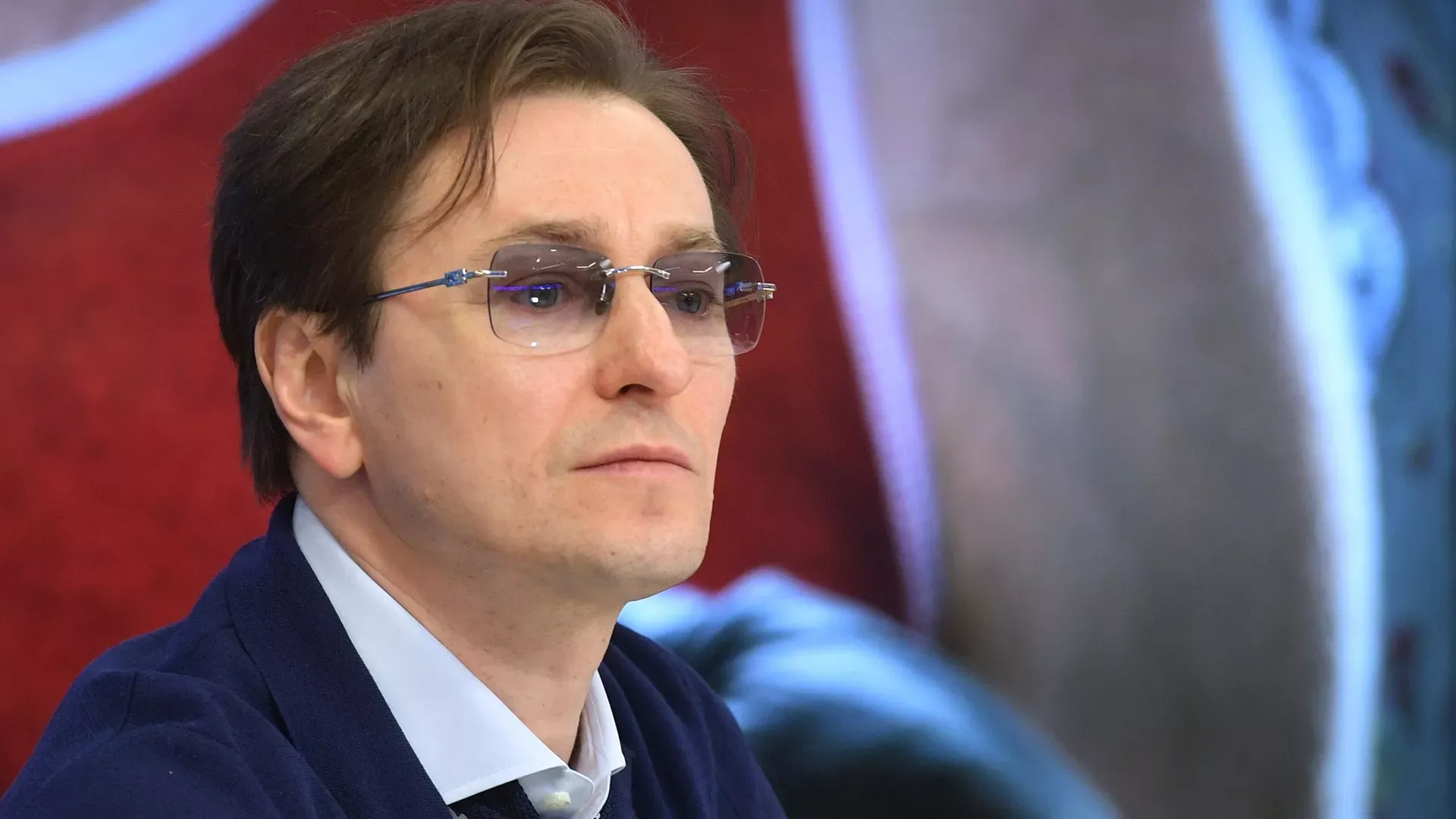 Безруков судится из-за масок со своим лицом