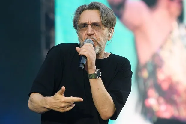 Шнуров и Ранетка: стоимость новогодних в...