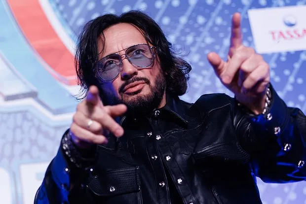 Стас Михайлов отказался от поездок в Евр...