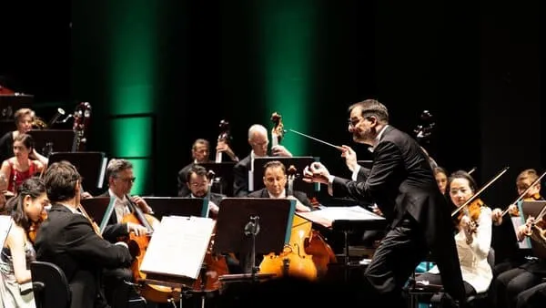 Немецкий оркестр встретит Новый год по-британски