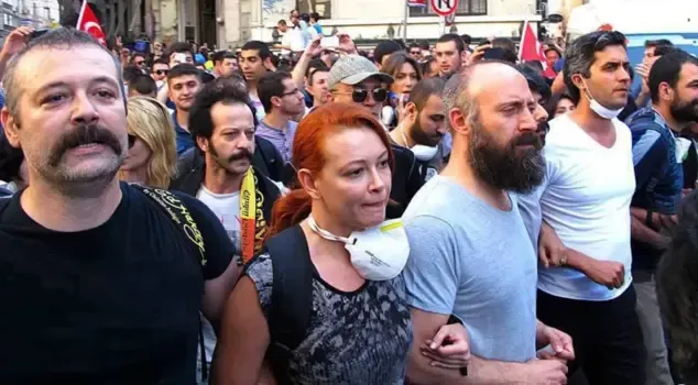 Халит Эргенч приговорен к тюремному заключению за ложные показания