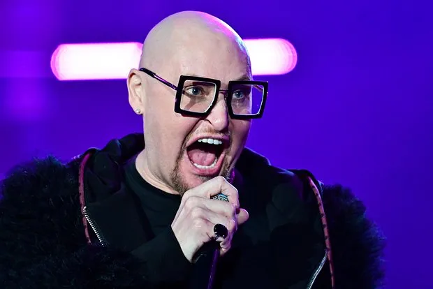 Шура назвал шоу-бизнес 90-х «лавочкой за два рубля»